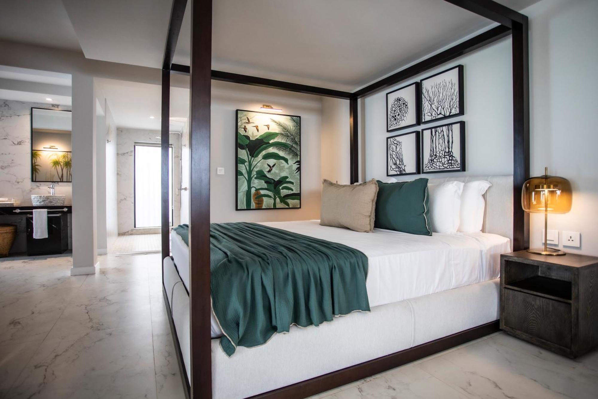 Senior Suite With Jacuzzi